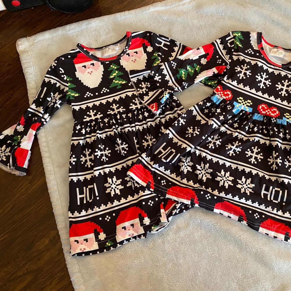 4T / XS Santa Holiday Twirly Dresses! Never Worn